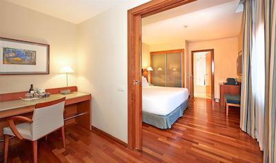 ان اچ بارسلونا سنترو