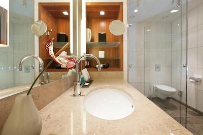 دورینت ام هومارکت کلن