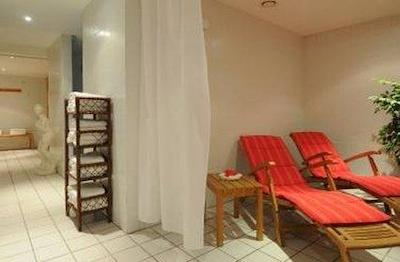 ازیموت هتل نورمبرگ