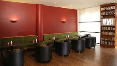 ان اچ کالکشن هامبورگ سیتی