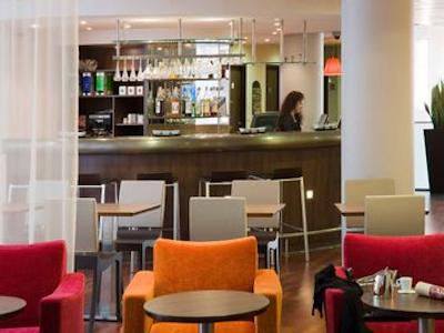 سوئیت نووتل نایس آئروپورت آرناس