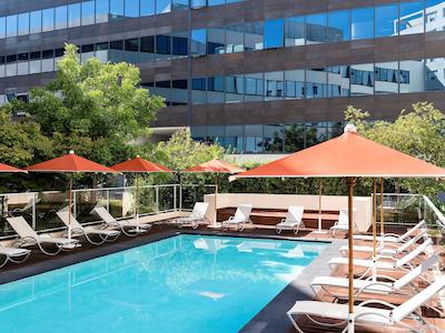 سوئیت نووتل نایس آئروپورت آرناس