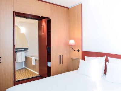 سوئیت نووتل نایس آئروپورت آرناس