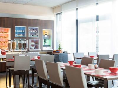 سوئیت نووتل نایس آئروپورت آرناس