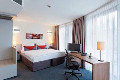 هیلتون گاردن این اشتوتگارت نکارپارک