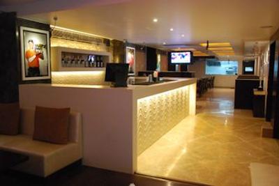 له روی دهلی هتل