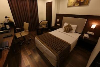 له روی دهلی هتل