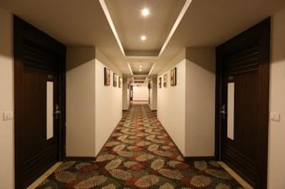 له روی دهلی هتل