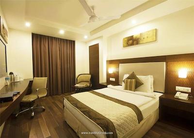 له روی دهلی هتل