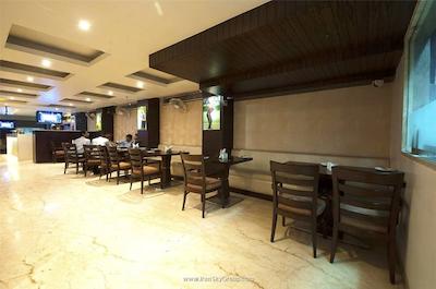 له روی دهلی هتل