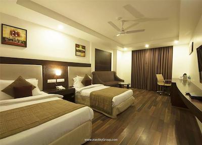 له روی دهلی هتل