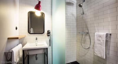 پنتاهتل پراگ