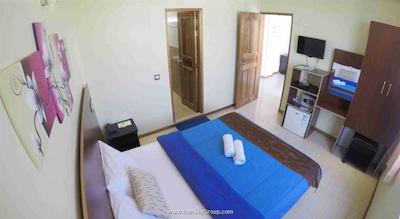 هتل یوی این