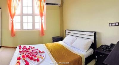 هتل یوی این