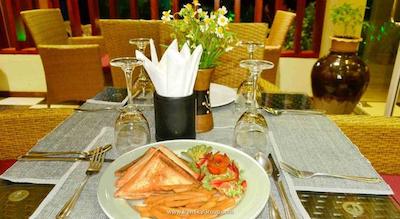 هتل یوی این