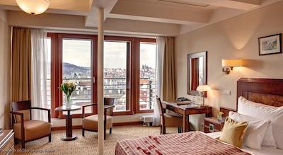 هتل مجستیک پلازا