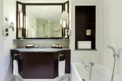 پاریس ماریوت چمپس-الیسیس هتل