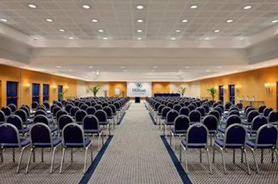 هیلتون ایرپورت