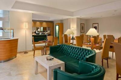 هیلتون ایرپورت