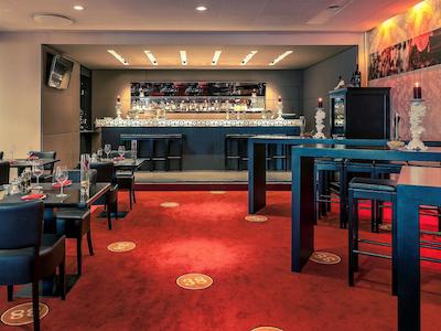 مرکور هتل دوسلدورف سیسترن