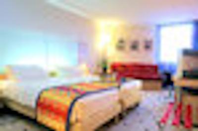 پارک این بای رادیسون نایس ایرپورت