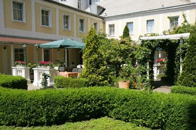 هالیدی این وین سیتی