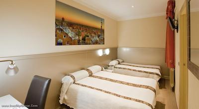 هستل بارسلونا