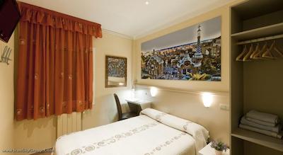 هستل بارسلونا