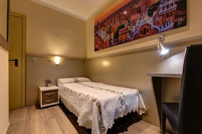 هستل بارسلونا