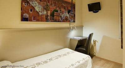 هستل بارسلونا