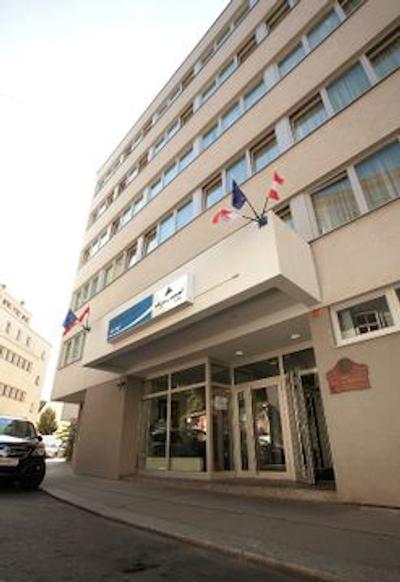 آلیونید وین فور