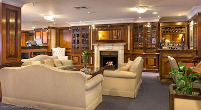 ایزان اونیو لوئیس