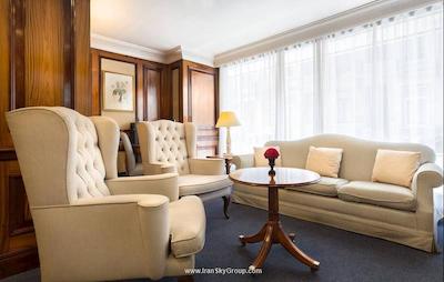 ایزان اونیو لوئیس