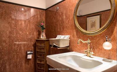 ایزان اونیو لوئیس