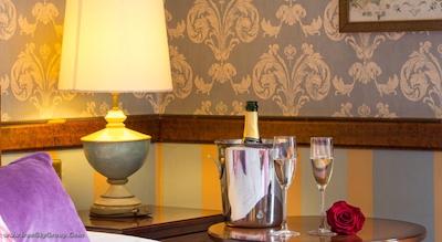 ایزان اونیو لوئیس