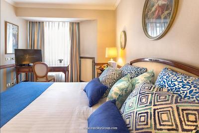 ایزان اونیو لوئیس