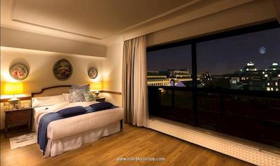 ایزان اونیو لوئیس