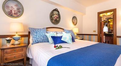 ایزان اونیو لوئیس