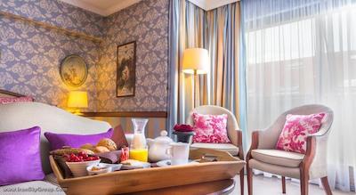 ایزان اونیو لوئیس