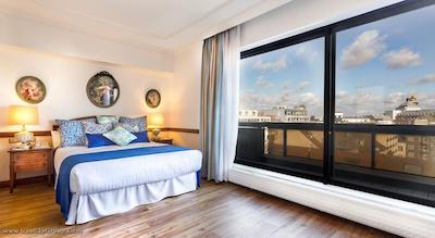 ایزان اونیو لوئیس