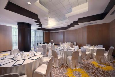 سویستل مرچنت کورت