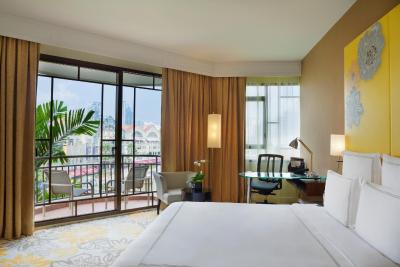 سویستل مرچنت کورت