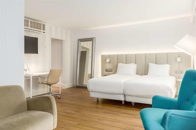 ان‌ اچ گرند پلیس آرنبرگ