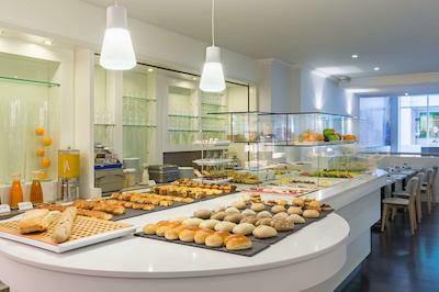 ان‌ اچ گرند پلیس آرنبرگ