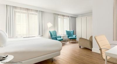 ان‌ اچ گرند پلیس آرنبرگ