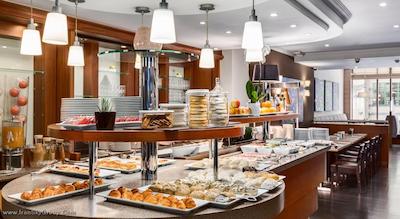 ان‌ اچ گرند پلیس آرنبرگ