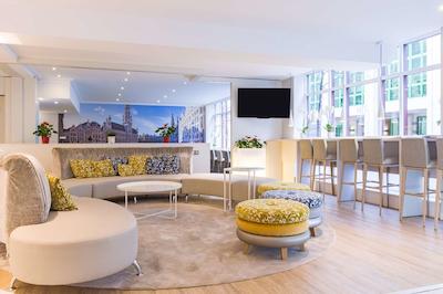 ان‌ اچ گرند پلیس آرنبرگ