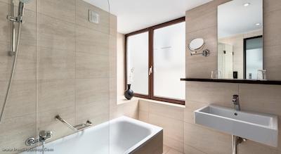 ان‌ اچ گرند پلیس آرنبرگ