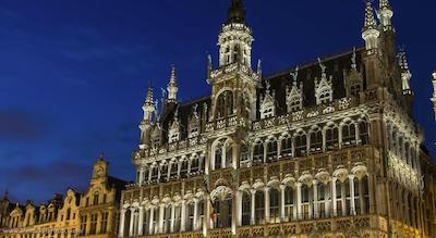 ان‌ اچ گرند پلیس آرنبرگ