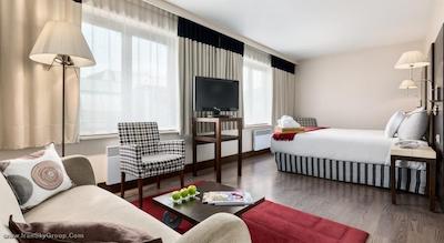 ان‌ اچ گرند پلیس آرنبرگ